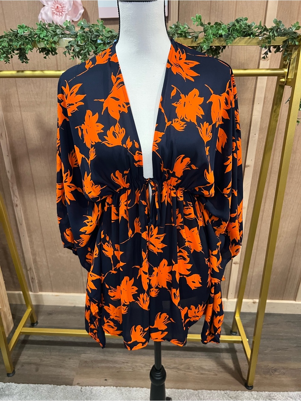 Women’s Navy & Orange Floral kimono